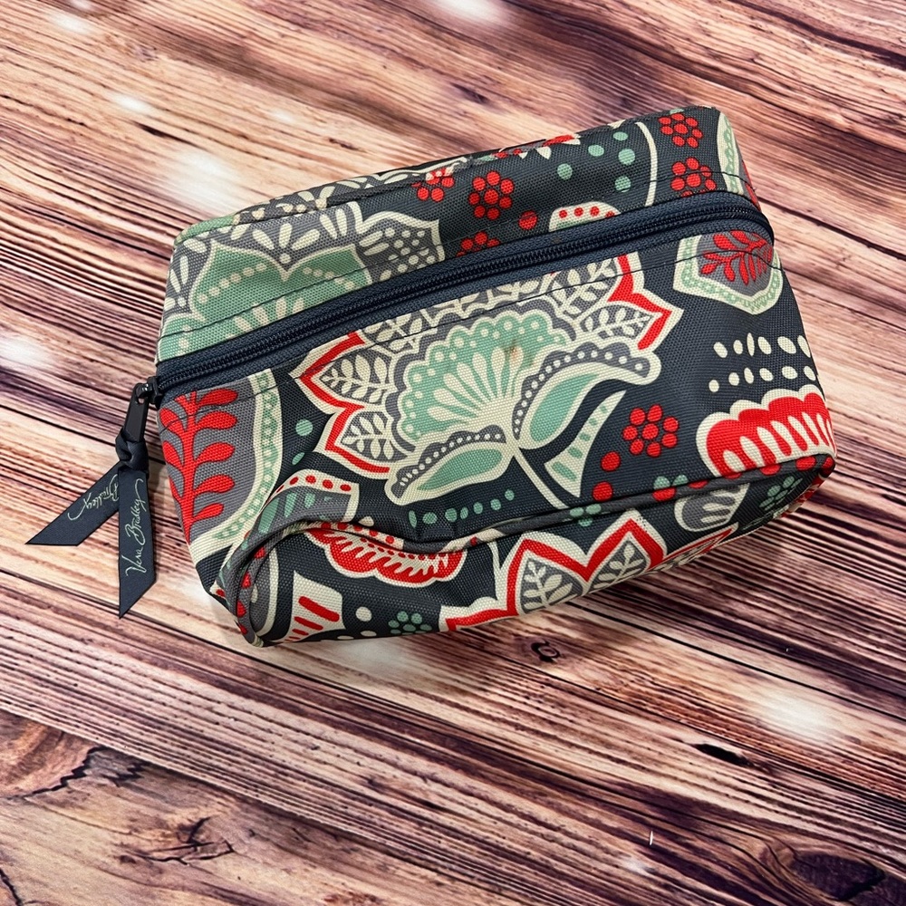Vera Bradley Makeup Bag